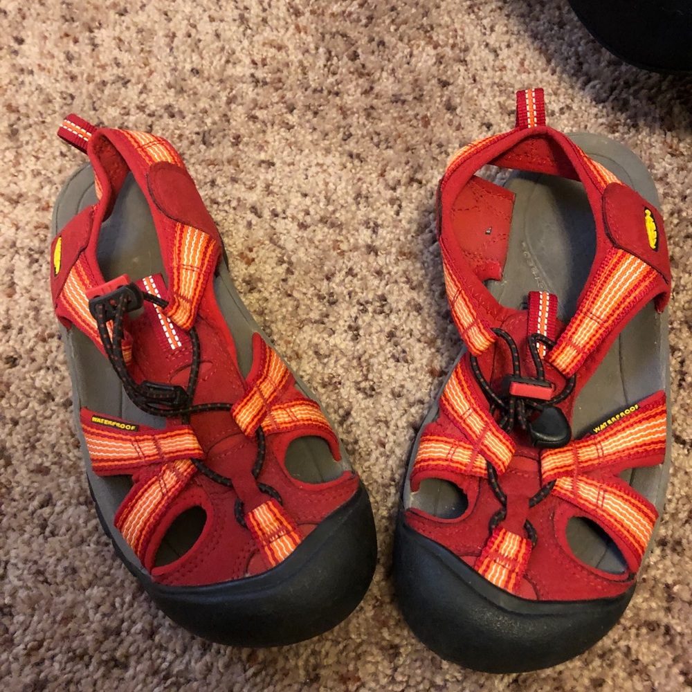 Keen shoes